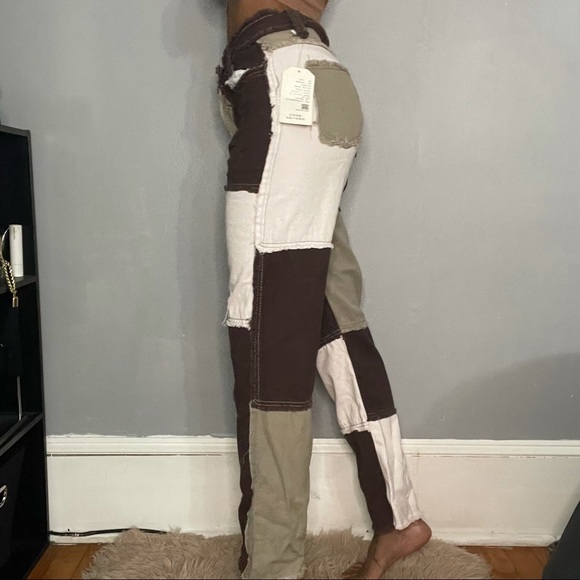 YesStyle Color Black Straight Leg Jeans - Picture 2 of 5